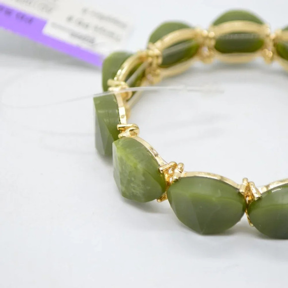 Tanya creations green faux stone bracelet - Picture 3 of 5
